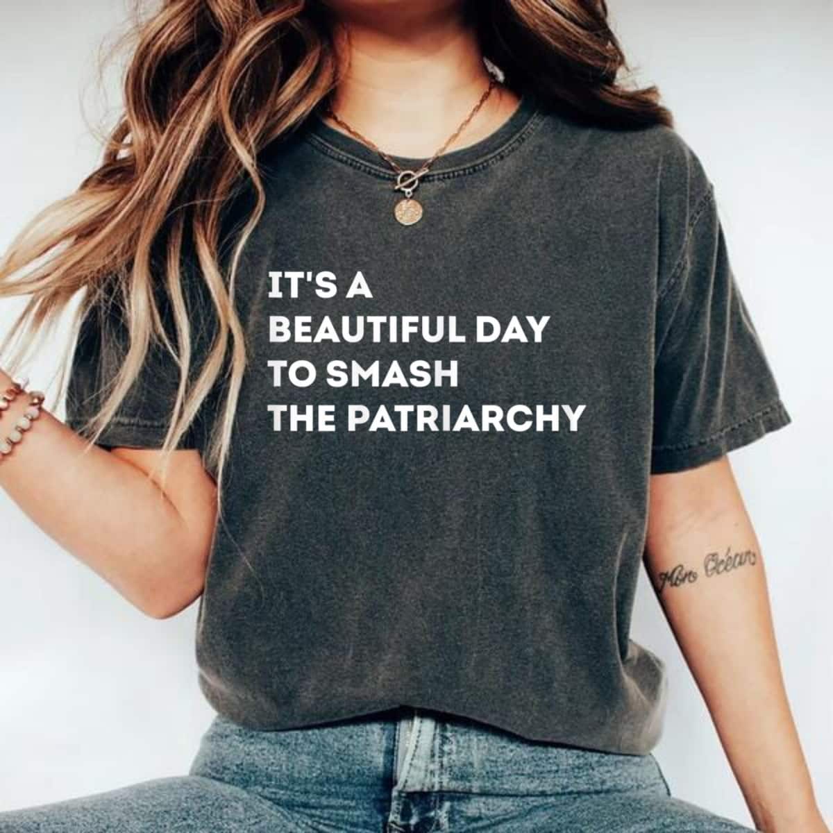 Strong Women Feminism It's A Beautiful Day To Smash The Patriarchy Empowerment T-Shirt Strong Women Feminism It's A Beautiful Day To Smash The Patriarchy Empowerment T-Shirt