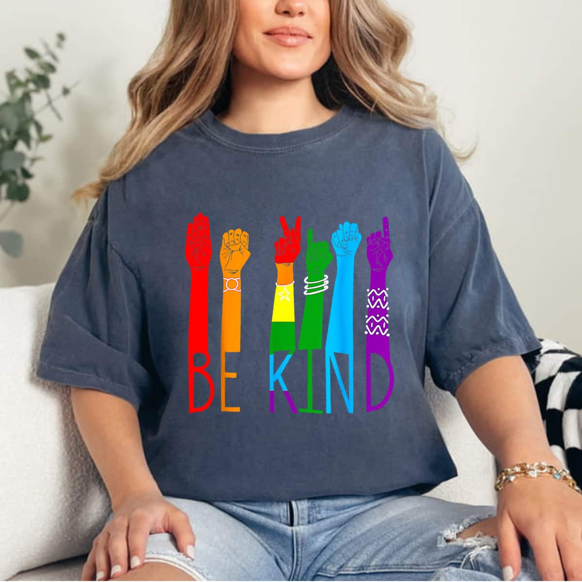 Be Kind Sign Language Hand LGBT Pride Month Gay Les ASL T-Shirt Be Kind Sign Language Hand LGBT Pride Month Gay Les ASL T-Shirt