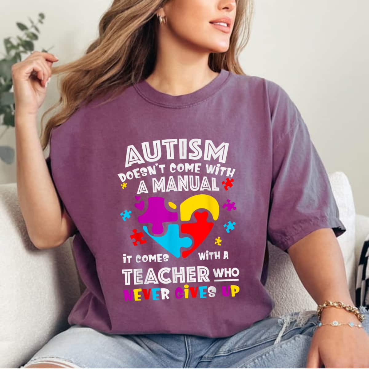 Teacher Autism Doesn't Come With A Manual Autism Awareness T-Shirt Teacher Autism Doesn't Come With A Manual Autism Awareness T-Shirt
