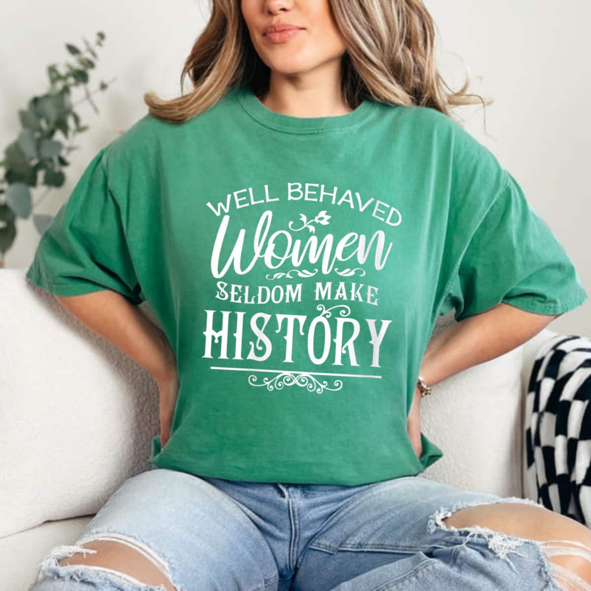 Trending Well Behaved Women Seldom Make The History Feminist T-Shirt Trending Well Behaved Women Seldom Make The History Feminist T-Shirt